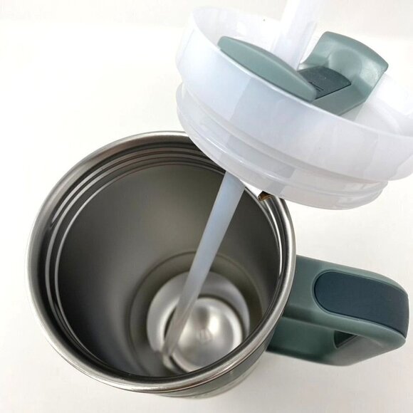 Stanley The Quencher H2.0 FlowState™ Tumbler Soft Matte 40 OZ Shale - Picture 5 of 6